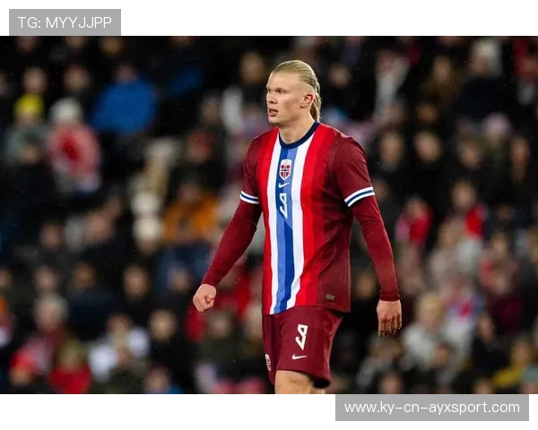 哈兰德点球主罚稳稳入网